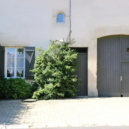 Les Chenevieres Holiday home Culey